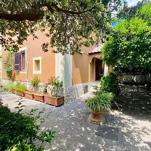  Hostal Mochileros Italia